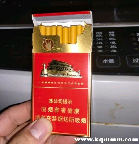 越南金鸡中华细烟图片