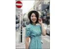 复古的风潮来袭 韩星朴信惠复古碎花裙美搭法