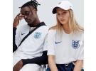 ASOS.com最新优惠：时尚女士运动鞋履服饰享额外8折