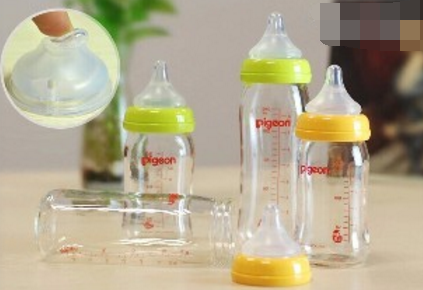 comotomo奶嘴可变流量和快速流量如何选择？comotomo和贝亲哪个好？