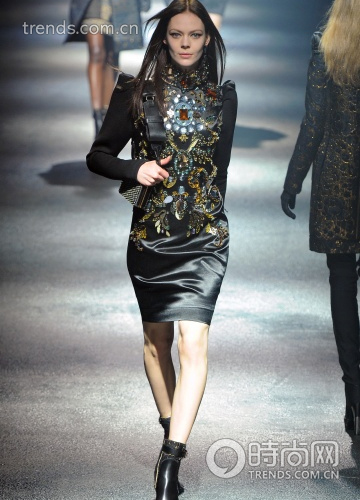 华丽圣诞派对装 宫廷巴洛克繁复风格