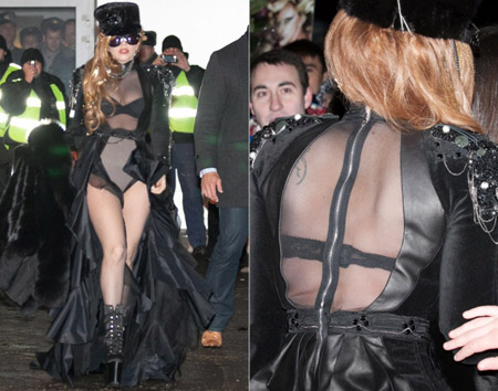 外媒评2012最大胆红毯着装女星