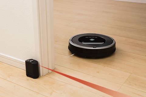  新低价：iRobot Roomba 870 扫地机器人（AeroForce胶刷，2套滤网+虚拟墙）
