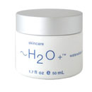 【水芝澳/H2O 水中美白晚霜】